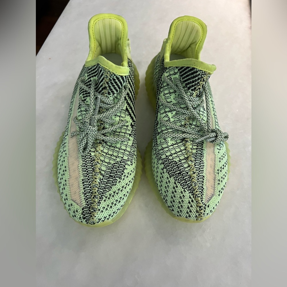 Yeezy yeezreel reflective 6.5